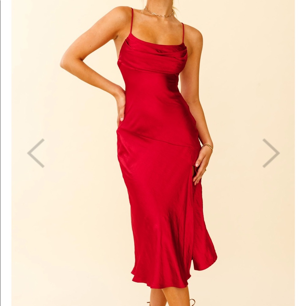 Selfie Leslie Red Midi Dress - NWT!